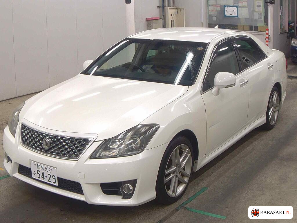2012 Toyota Crown 4D Athlete 3