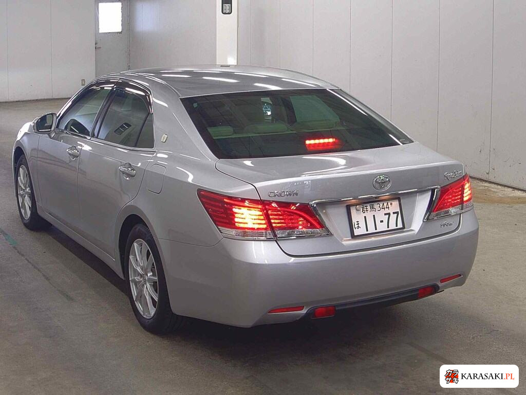 2013 Toyota Crown 4D 4WD Royal Saloon I-Four 2