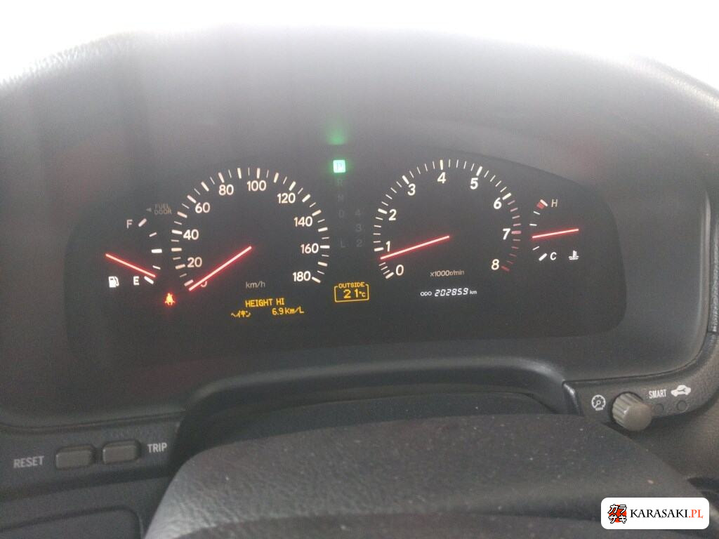 Toyota Celsior 2002 z aukcji japońskiej