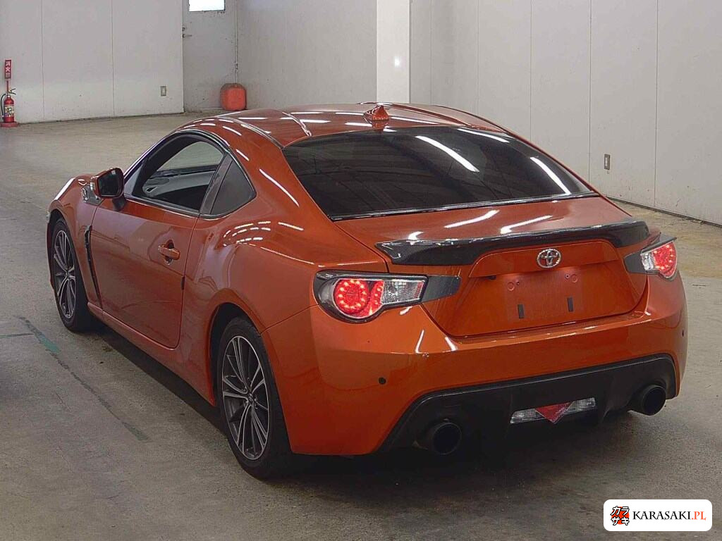 Toyota 86 2013 z aukcji japońskiej