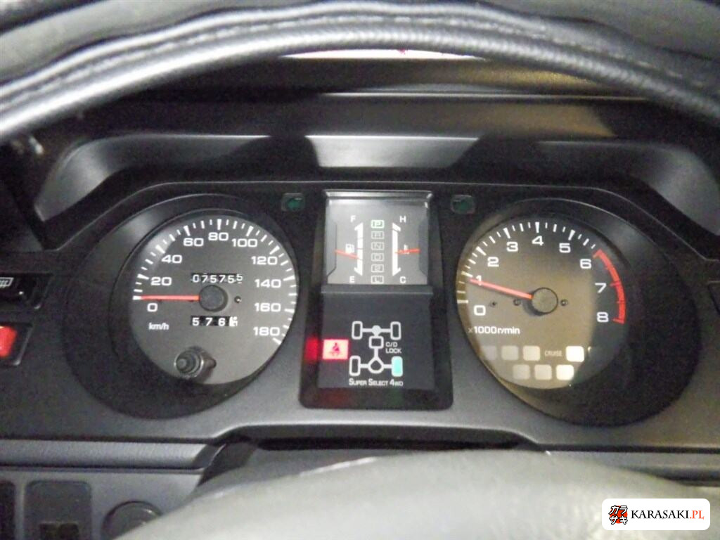Mitsubishi Pajero 1997 z aukcji japońskiej