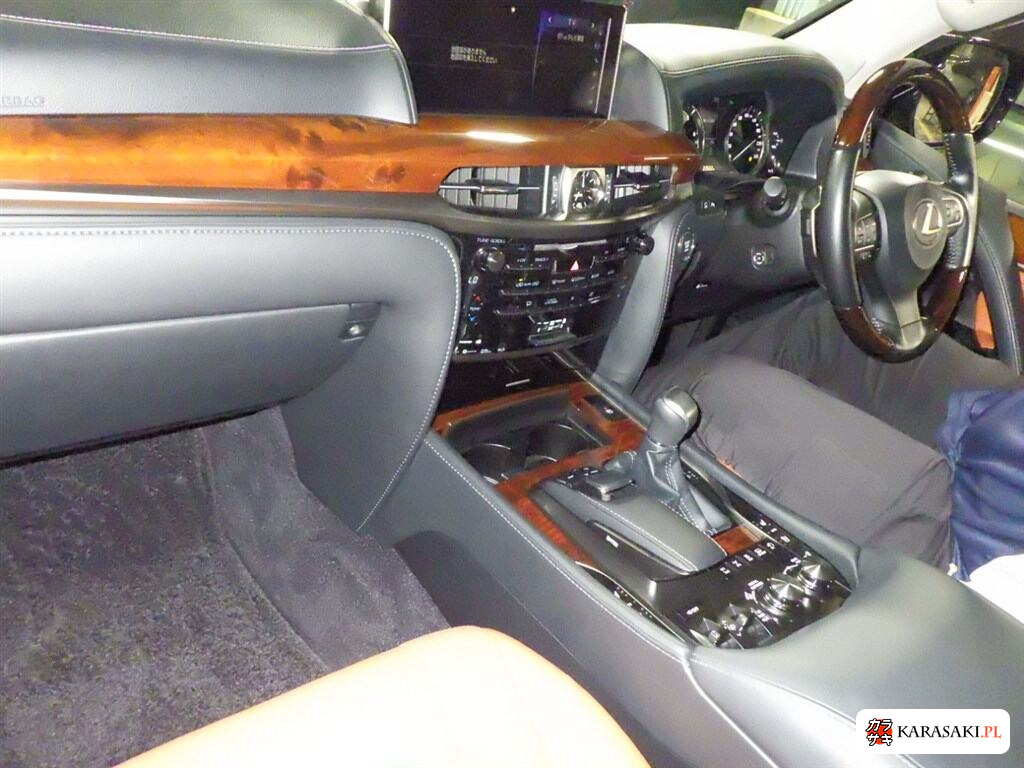 2017 Lexus LX 4WD LX570 5