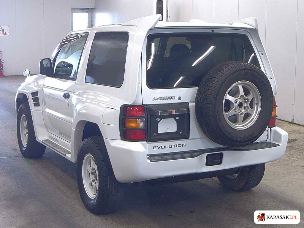Mitsubishi Pajero 1998 z aukcji japońskiej