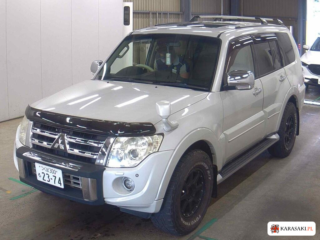 2013 Mitsubishi Pajero 5D 4WD 3
