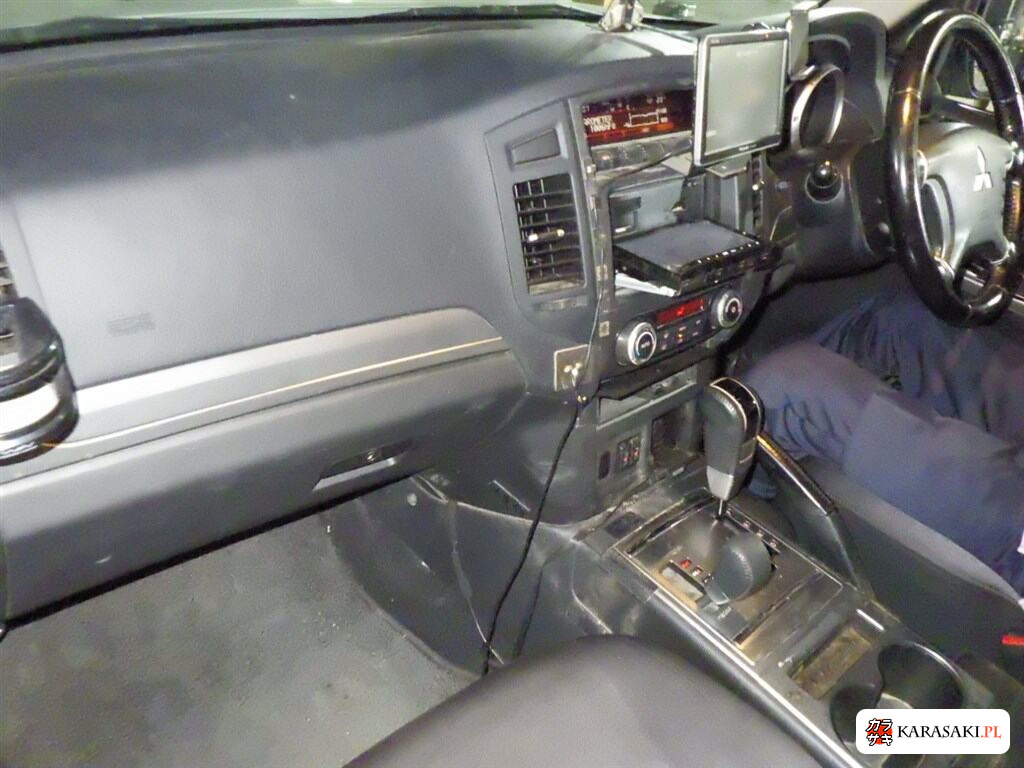 Mitsubishi Pajero 2013 z aukcji japońskiej