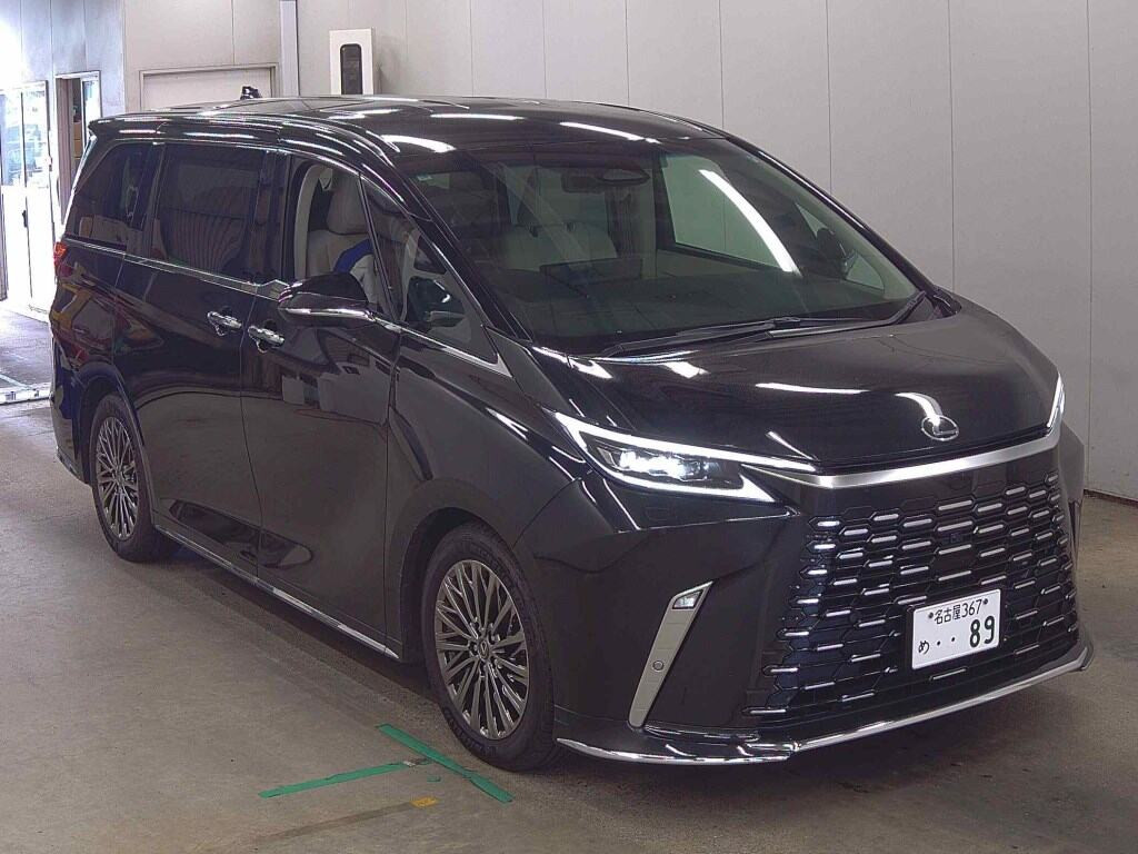 Lexus LM 2025 z aukcji japońskiej
