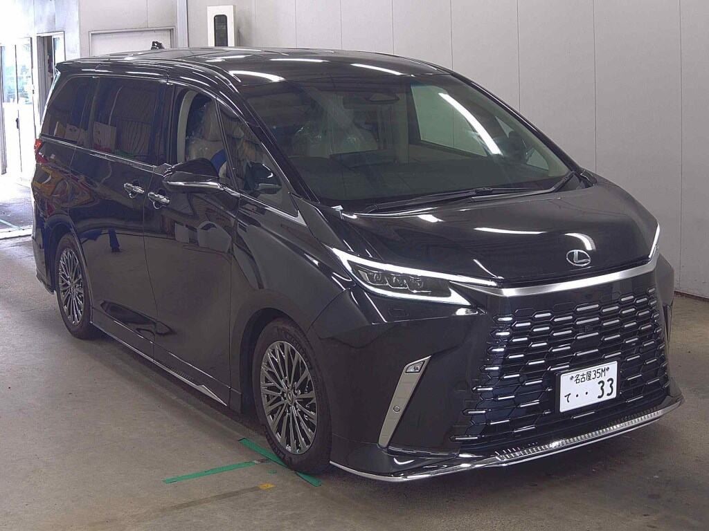 Lexus LM 2024 z aukcji japońskiej