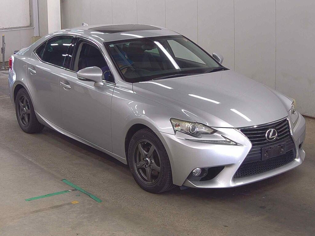Lexus Is 2013 z aukcji japońskiej