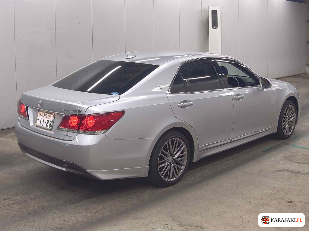 2013 Toyota Crown 4D 4WD Athlete S I-Four 4