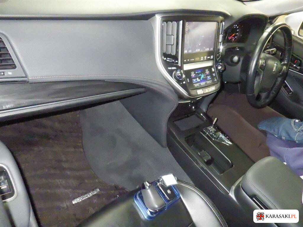 2013 Toyota Crown 4D 4WD Athlete S I-Four 5