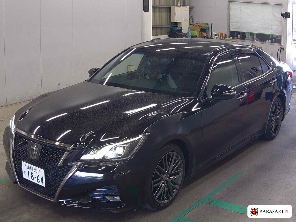 Toyota Crown 2016 z aukcji japońskiej