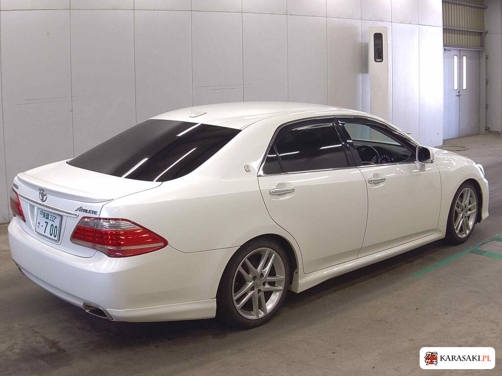 2010 Toyota Crown 4D Athlete 4
