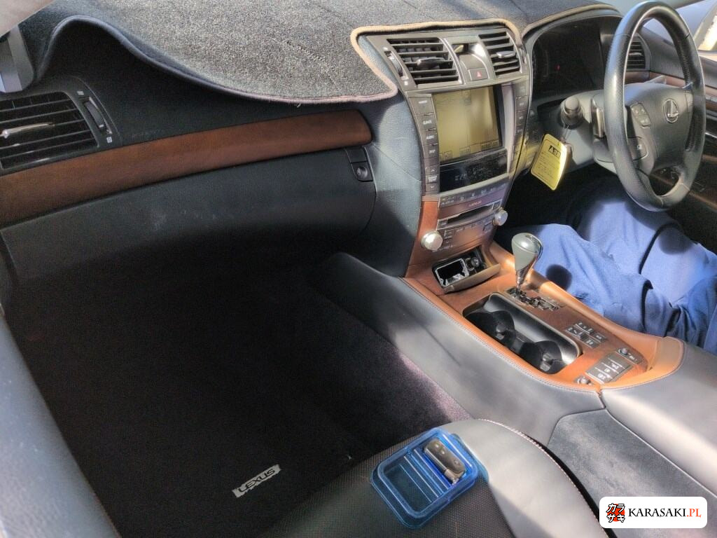2010 Lexus LS LS460 Version SZ I Package 5