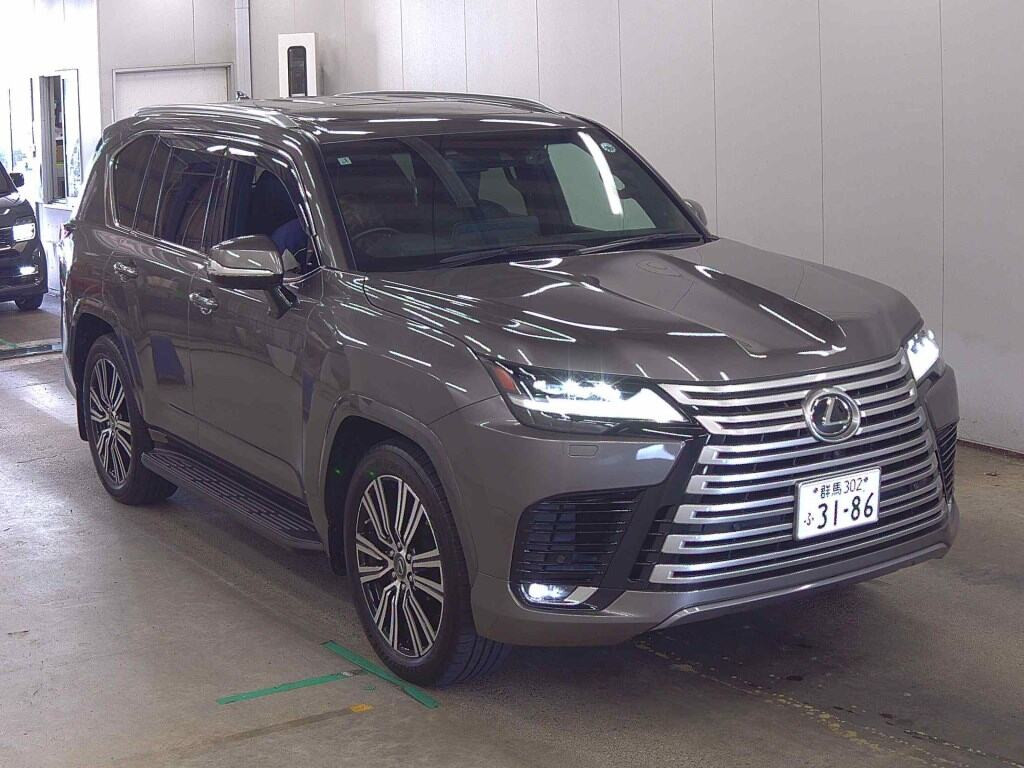 Lexus LX 2023 z aukcji japońskiej