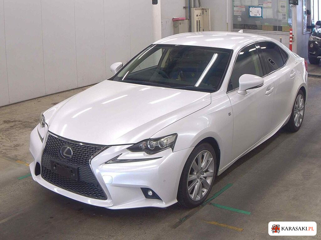 2016 Lexus Is 4D IS300H 3