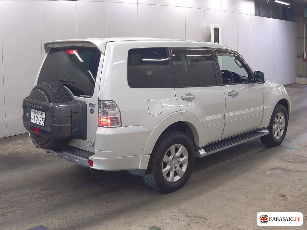 Mitsubishi Pajero 2011 z aukcji japońskiej