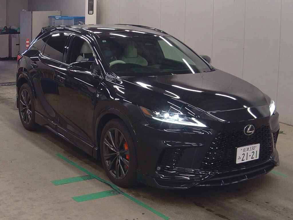 Lexus RX 2025 z aukcji japońskiej
