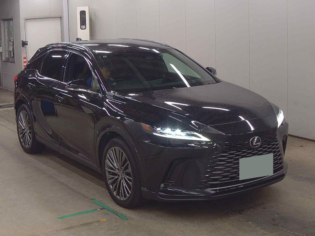 Lexus RX 2023 z aukcji japońskiej