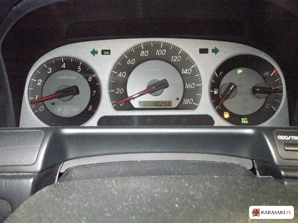 Toyota Crown 2001 z aukcji japońskiej