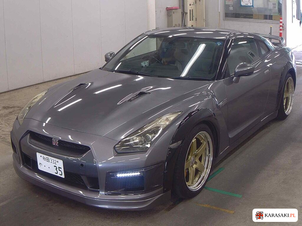 Nissan GT-R 2009 z aukcji japońskiej