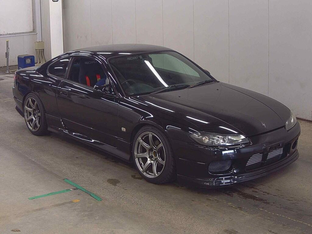 Nissan Silvia 2000 z aukcji japońskiej
