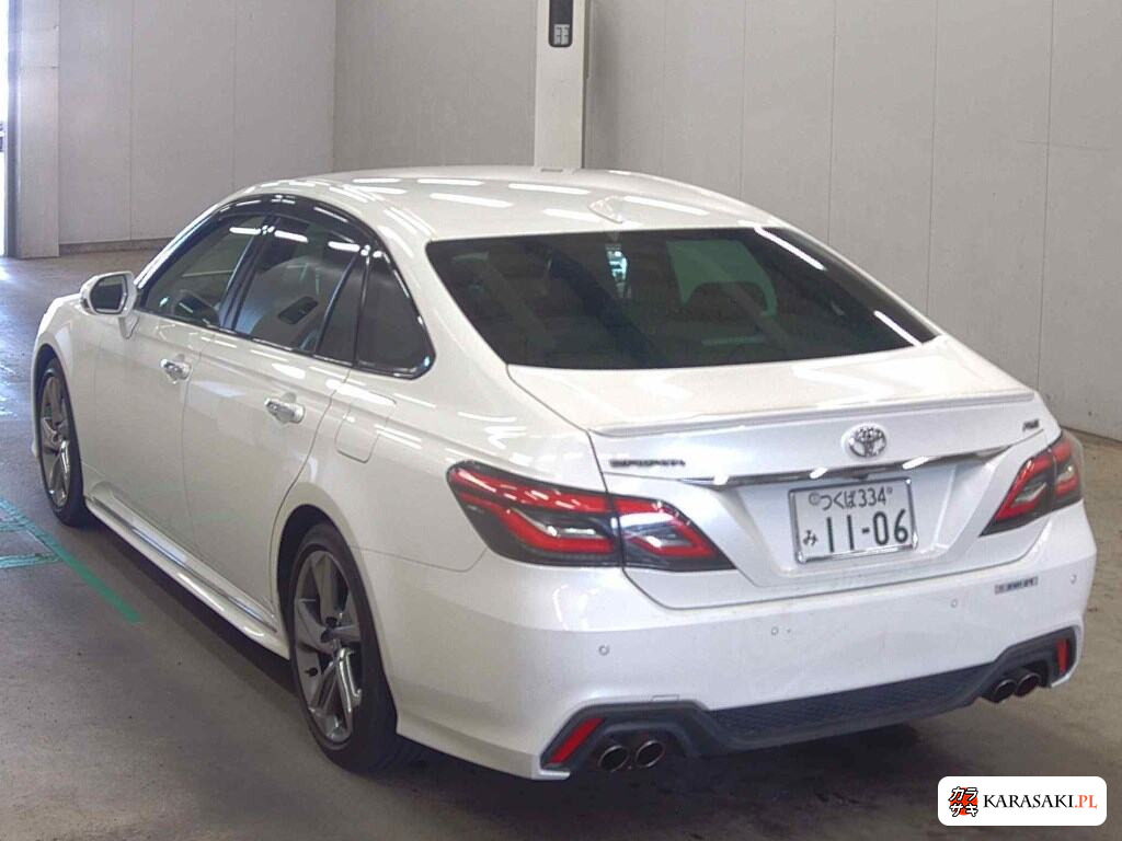 Toyota Crown 2018 z aukcji japońskiej
