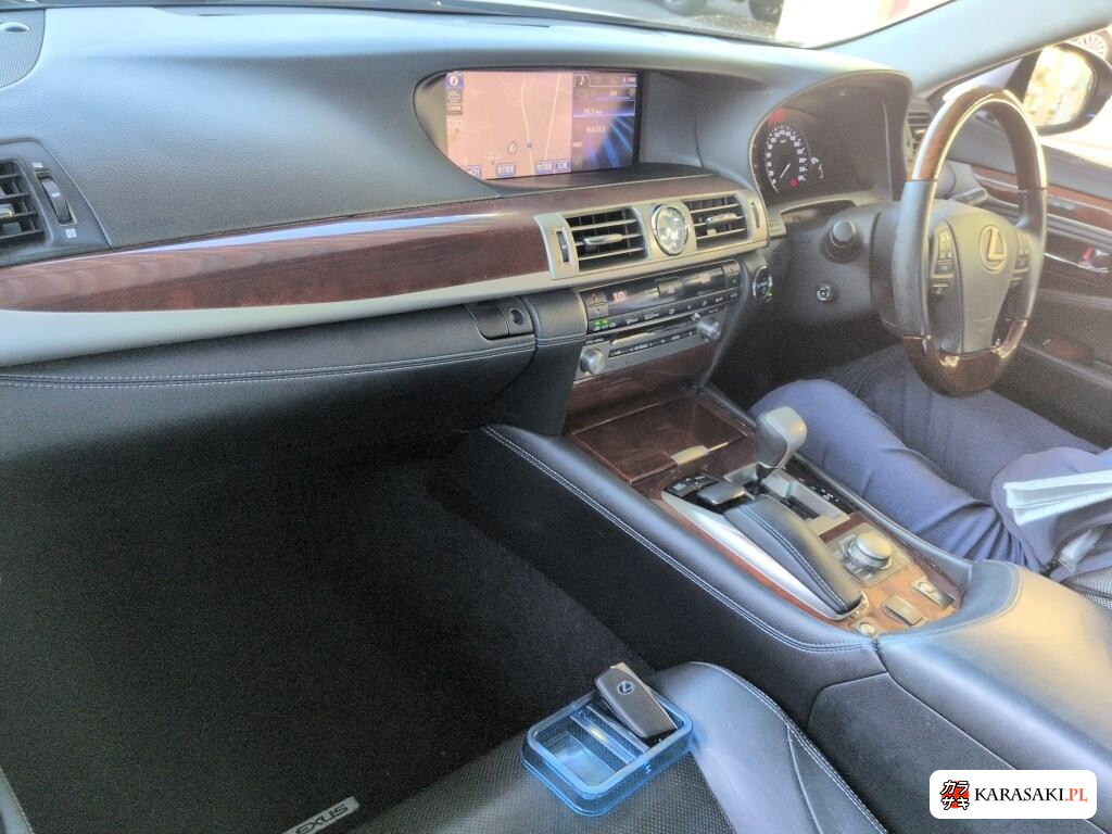 2013 Lexus LS 4WD LS600H Version C I Package 5
