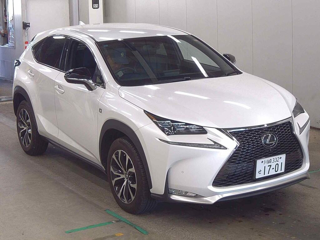 Lexus NX 2014 з японського аукціону