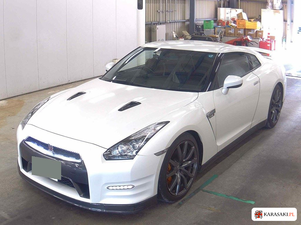 Nissan GT-R 2012 z aukcji japońskiej