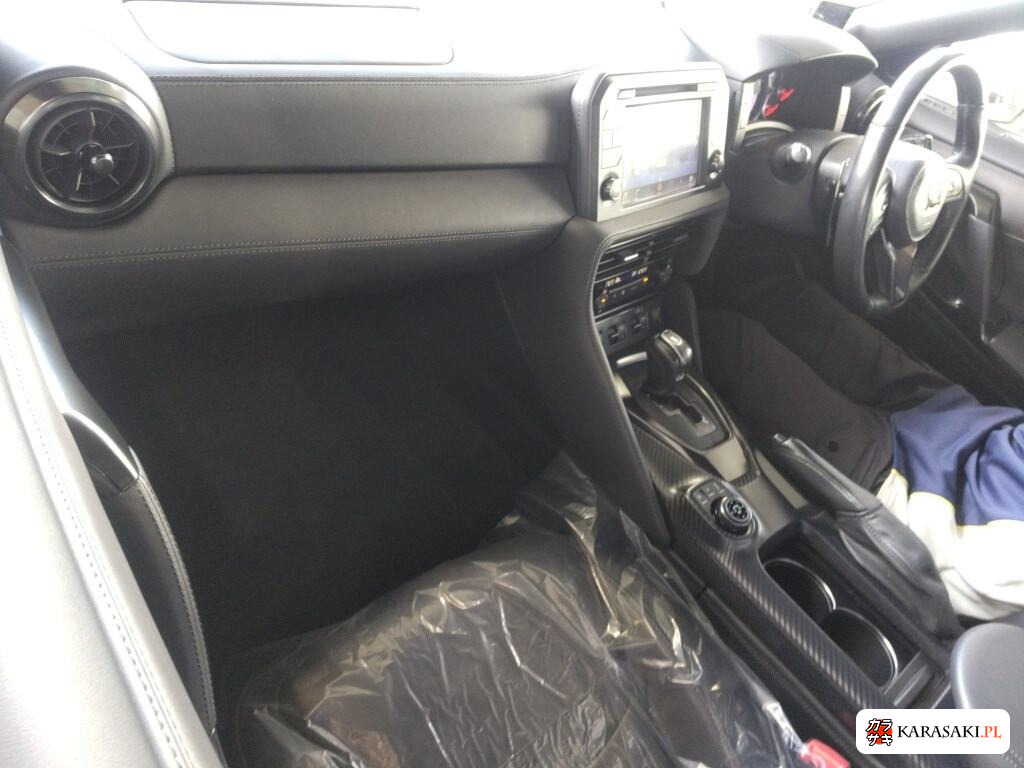 Nissan GT-R 2017 z aukcji japońskiej