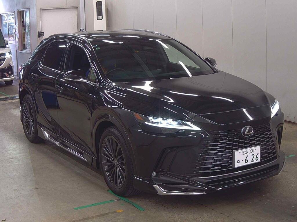 Lexus RX 2024 z aukcji japońskiej