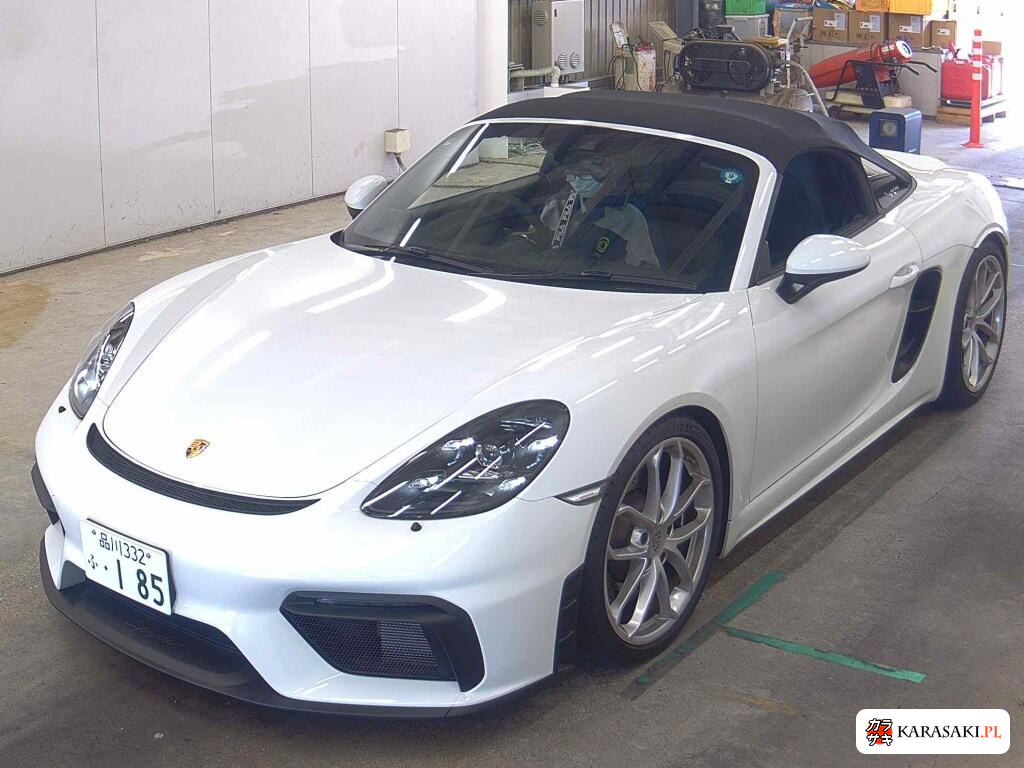 Porsche 718 Spyder 2022 z aukcji japońskiej