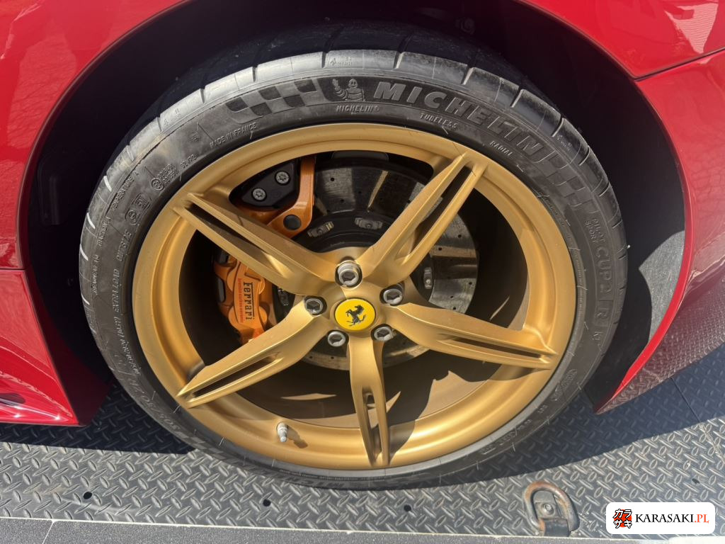 Ferrari 458 Speciale 2015 z aukcji japońskiej