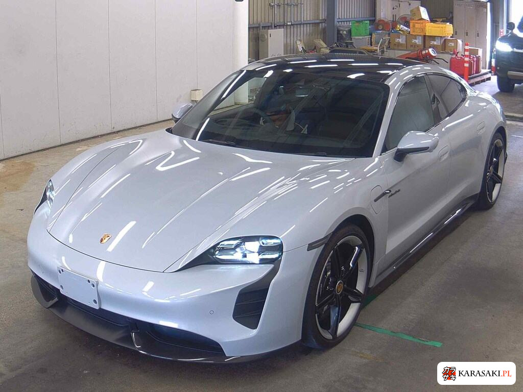 Porsche Taycan 2023 z aukcji japońskiej