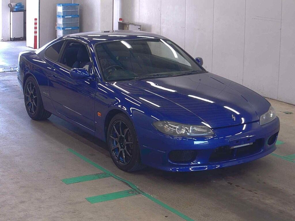 Nissan Silvia 2002 z aukcji japońskiej