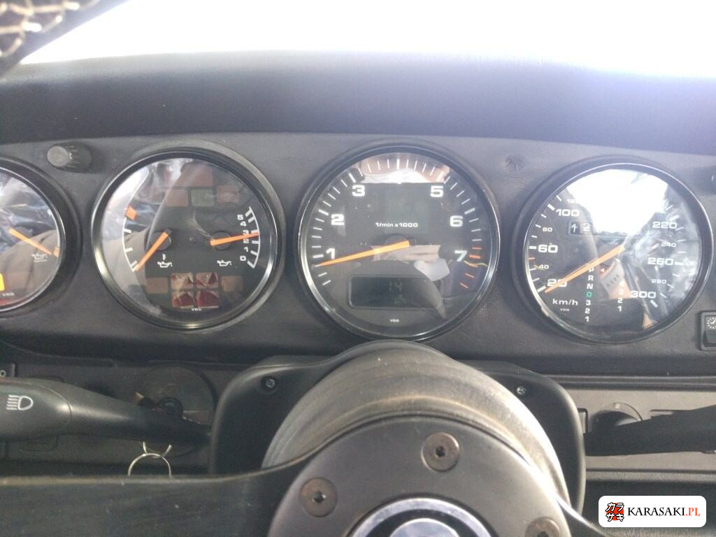 Porsche 911 1994 z aukcji japońskiej