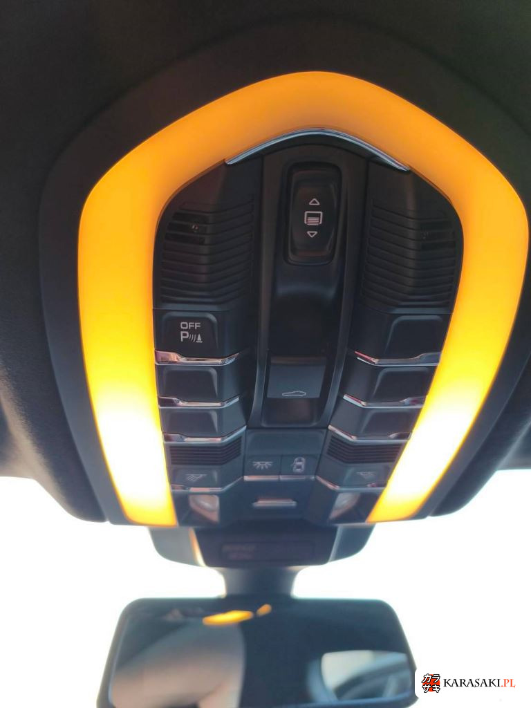 2015 Porsche Macan 4WD Turbo 15