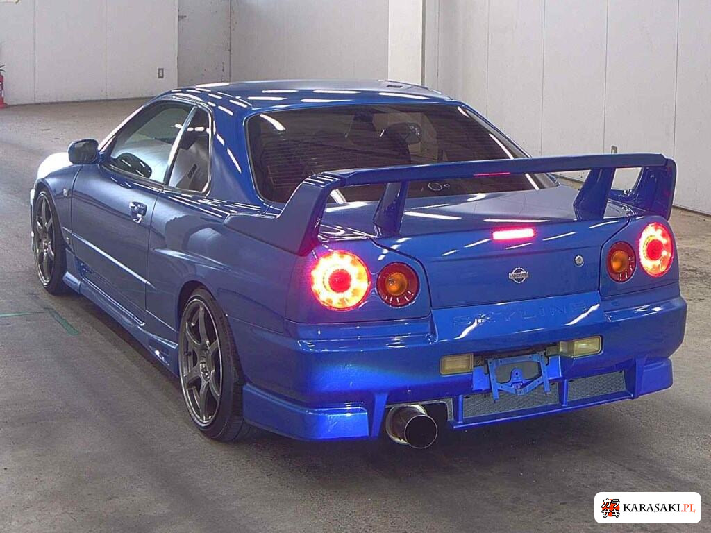2001 Nissan Skyline CP 25GT Turbo 2