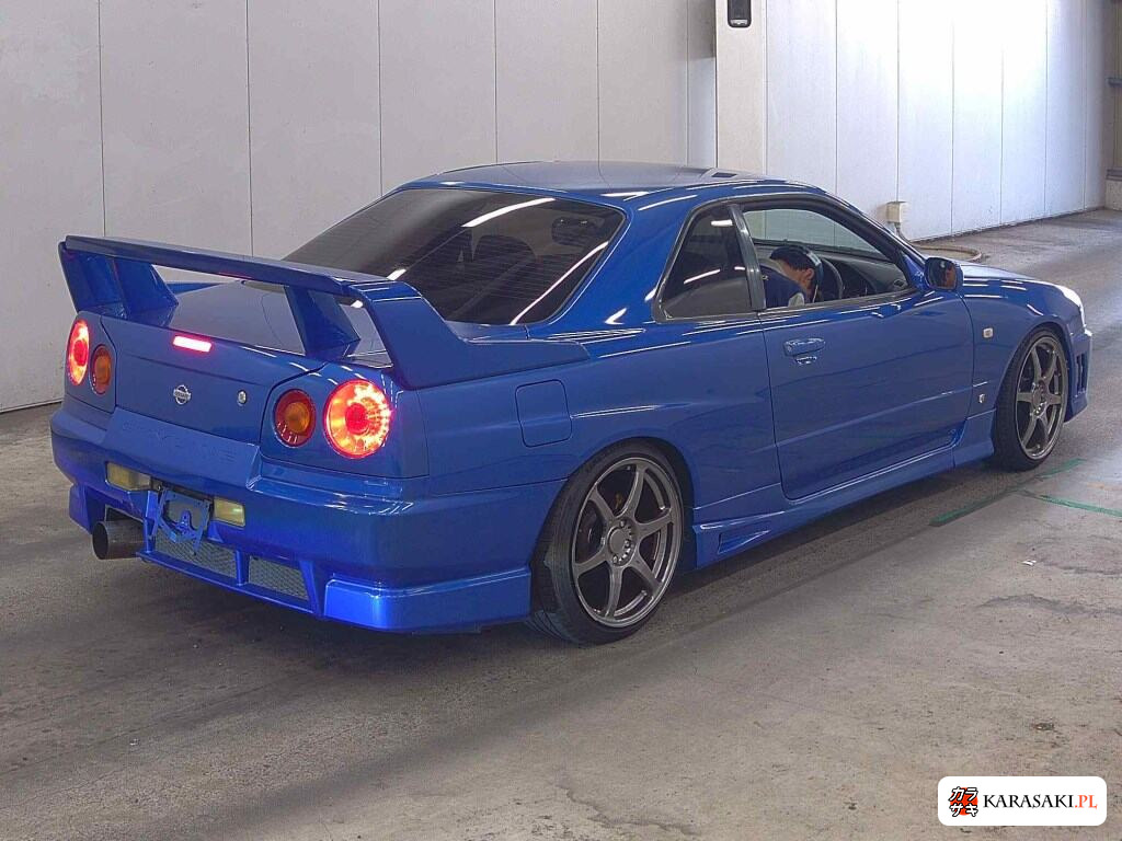 2001 Nissan Skyline CP 25GT Turbo 4