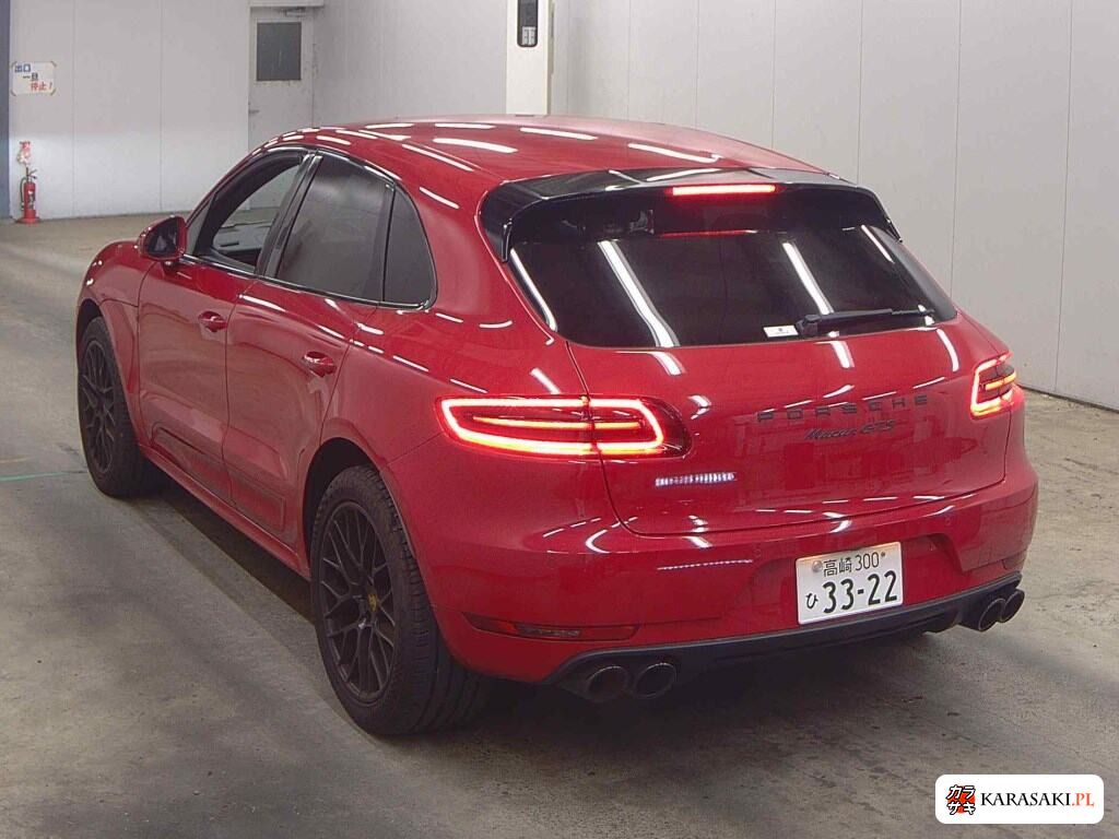 2018 Porsche Macan 4WD GTS 2