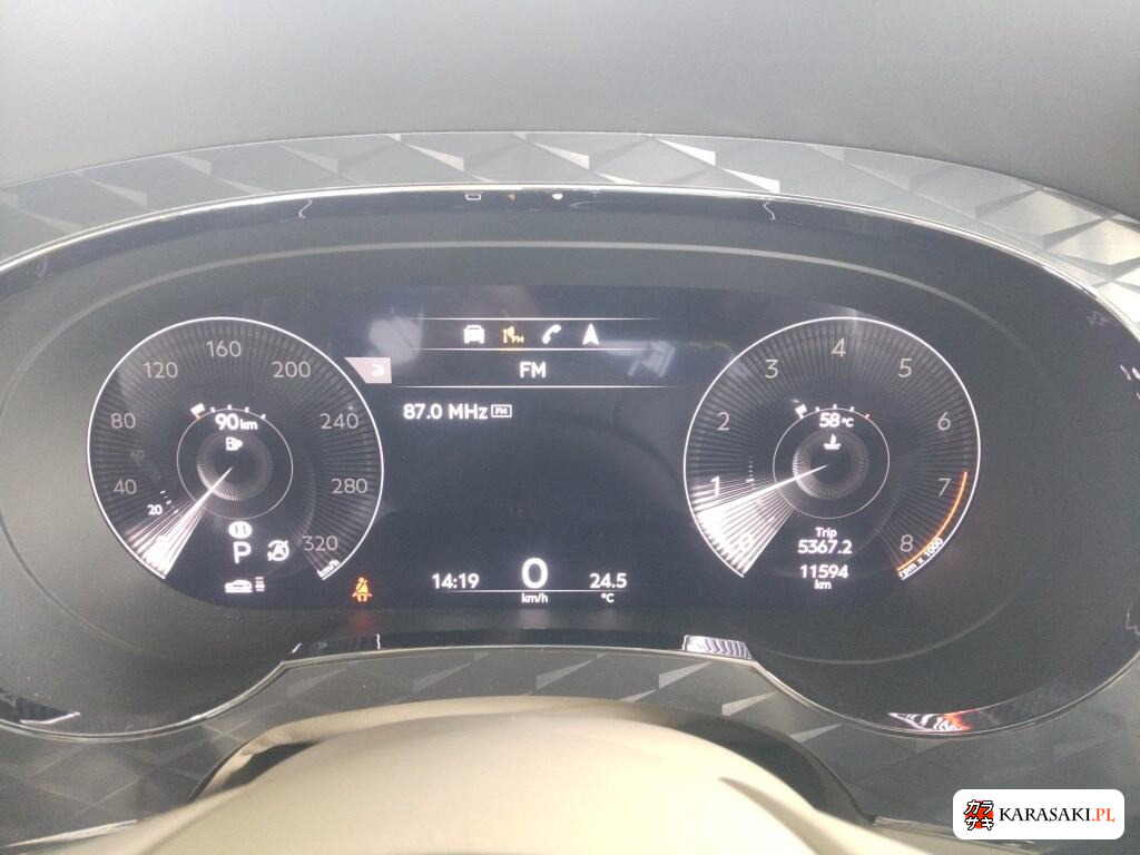 Bentley BADCU 2021 z aukcji japońskiej