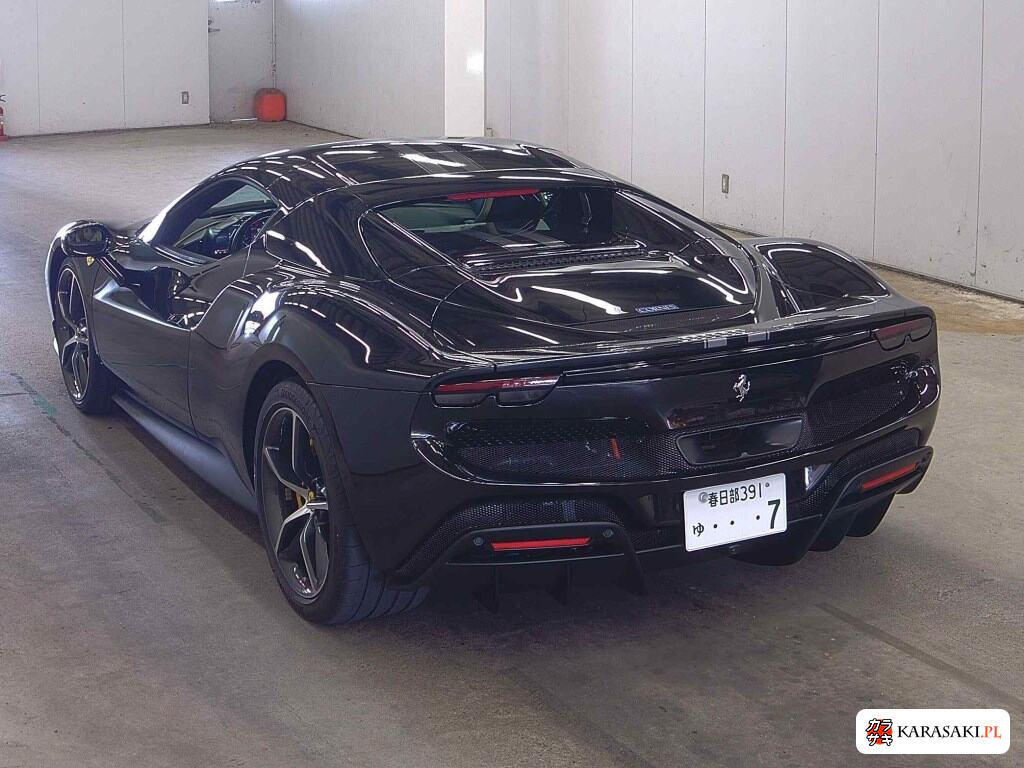 Ferrari 296GTS 2025 z aukcji japońskiej