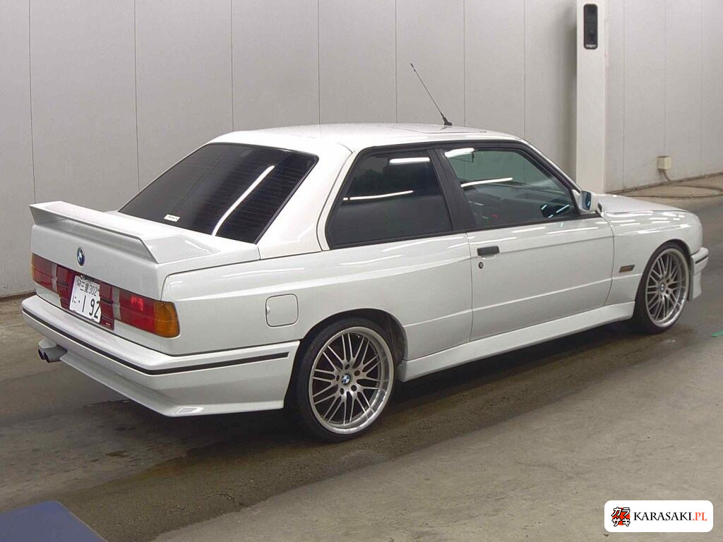 BMW M3 1990 z aukcji japońskiej