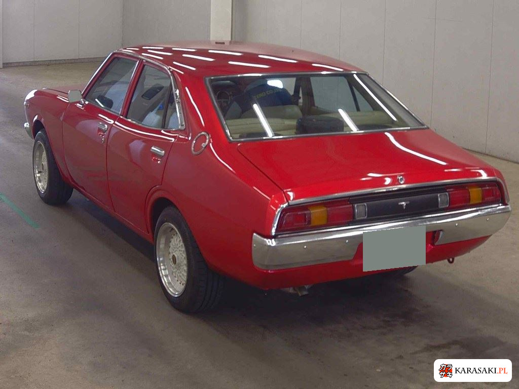 Overseas Toyota 2025 z aukcji japońskiej