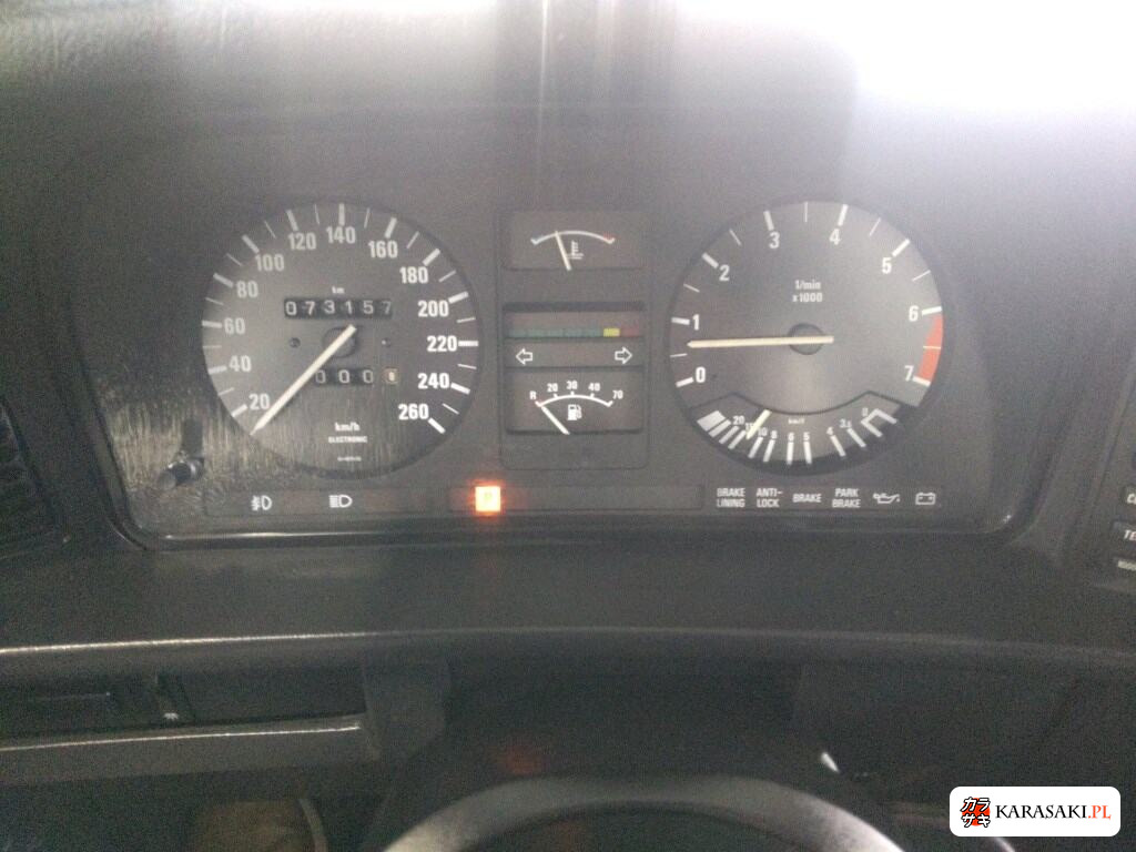 BMW 5 Series 1987 z aukcji japońskiej