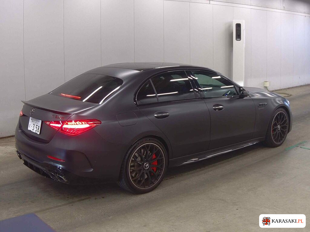 Mercedes-AMG C-Class 2024 z aukcji japońskiej