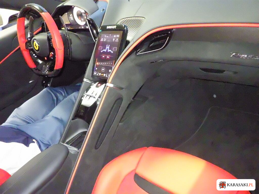 Ferrari Roma 2025 z aukcji japońskiej