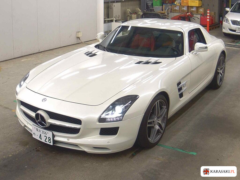 Mercedes-Benz SLS AMG 2010 z aukcji japońskiej