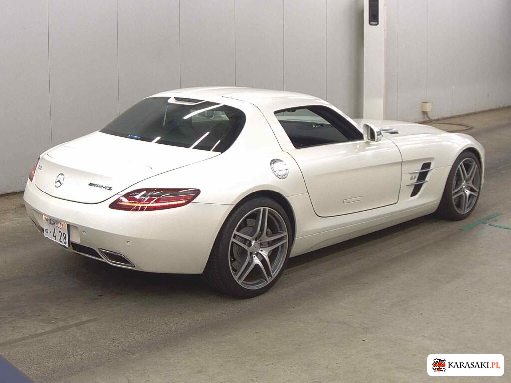 Mercedes-Benz SLS AMG 2010 z aukcji japońskiej