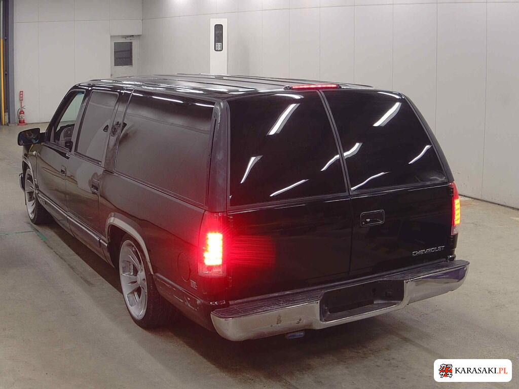 Chevrolet Suburban 2002 z aukcji japońskiej